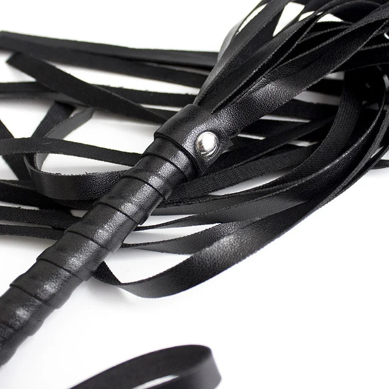 Velvet Surrender – Romantic Bondage and Flogger Set